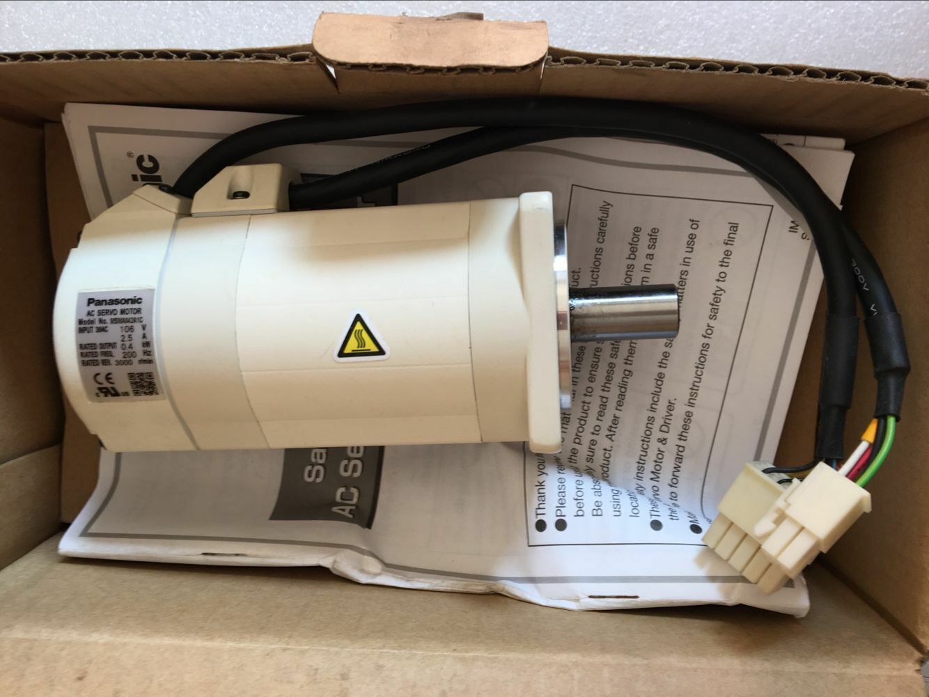 New One-Year Panasonic AC Servo Motor MSMA042A1C - PANASONIC