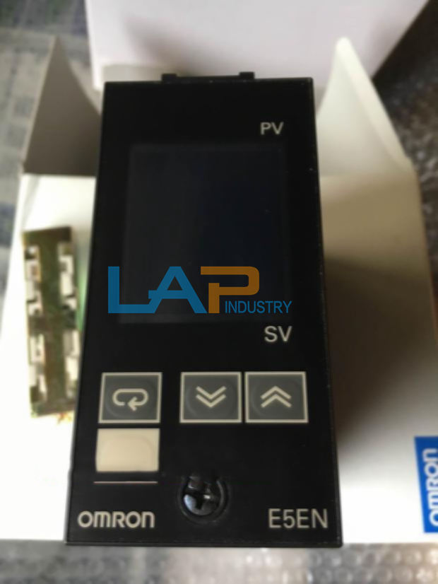 OMRON E5EN-R3MTC-500 Temperature Controller - 1 Piece - OMRON