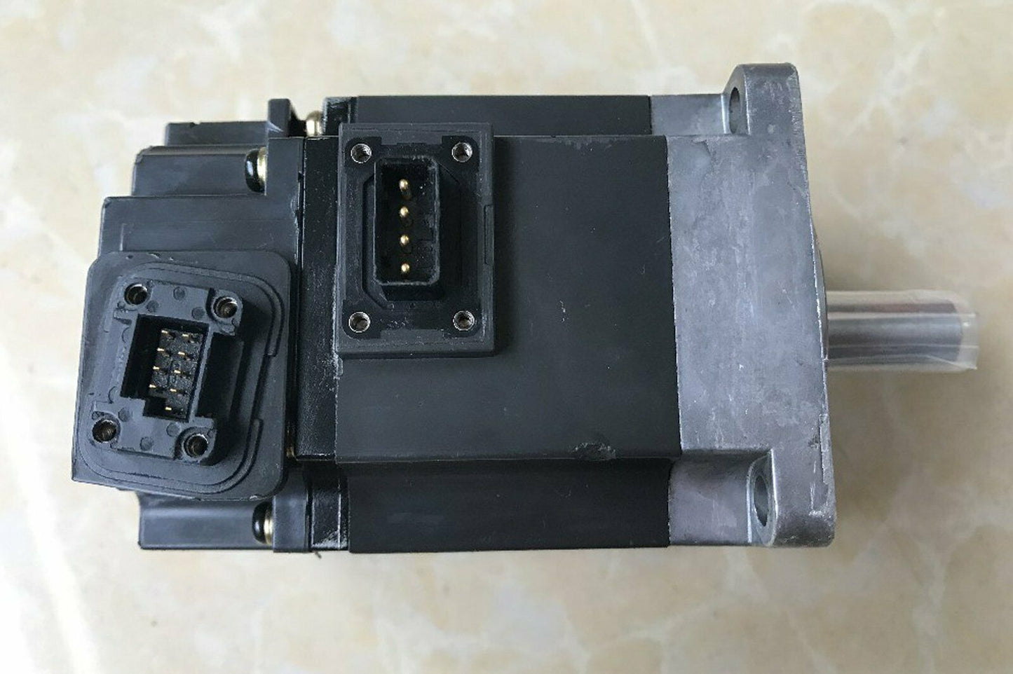 Mitsubishi HF-KP23JK-S8 200W AC Servo Motor – Used Condition - MITSUBISHI