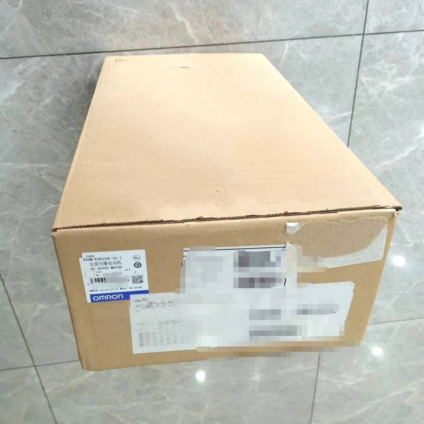 Omron R88M-K5K030F-S2-Z servo motor 1 unit fast shipping - OMRON