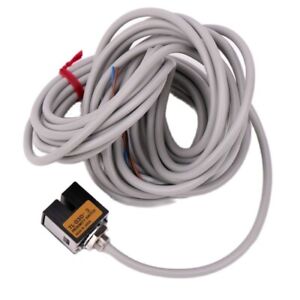 Omron TL-G3D-3 Proximity Sensor Switch - Reliable Detection Solution - OMRON