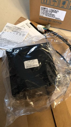Yaskawa SGMPS-15ACA41 Servo Motor 1PC ping SGMPS15ACA41