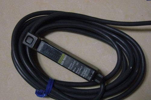 Omron E3X-NH11 Photoelectric Sensor One E3XNH11 Free Shipping
