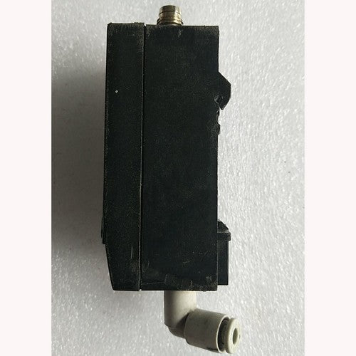 Festo SDE1-V1-G2-H18-C-P1-M8 192034 Pressure Switch One ping
