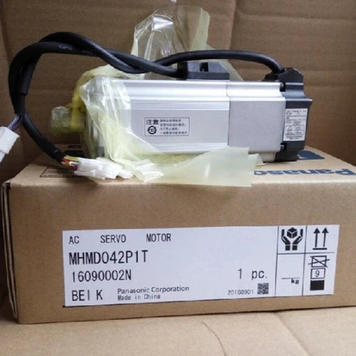 Panasonic MHMD042P1T Servo Motor 1PC ping