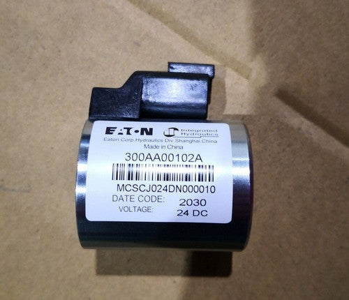 1PC Eaton 300AA00102A MCSCJ024DN000010 Solenoid Valve Coil 24VDC