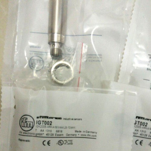 IFM IGT002 Proximity Switch One Free Shipping