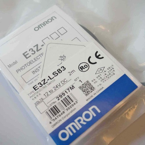 Omron E3Z-LS83 Photoelectric Switch One Free Shipping E3ZLS83