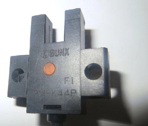 Panasonic PM-K44P Photoelectric Sensor 1PC Free Shipping PMK44P
