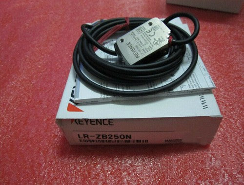 Keyence LR-ZB250N Laser Sensor LRZB250N ping 1PC