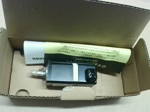 Yaskawa SGMJV-01AAA21 Servo Motor 1PC ping SGMJV01AAA21