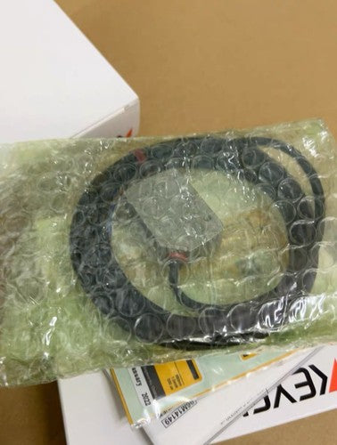 Keyence LR-ZH500N Laser Sensor LRZH500N 1PC ping