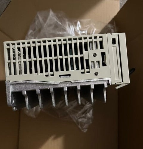 Yaskawa SGDM-02BDA Servo Driver 1PC SGDM02BDA ping