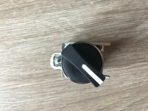 1PC Schneider XB4BD33 Selector Switch Free Shipping
