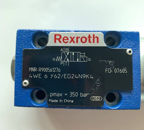1PC Rexroth R900561276 4WE6Y6X/EG24N9K4 directional valve