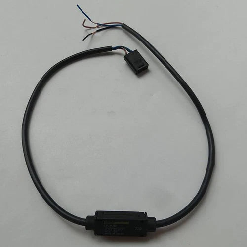 Omron EE-2002 Photoelectric Sensor One EE2002 Free Shipping