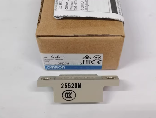 One Omron GLS-1 GLS1 magnetic switch Free Shipping