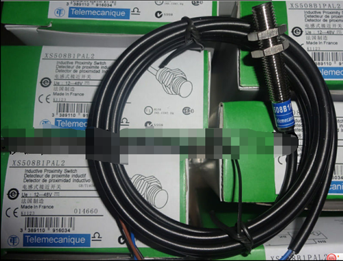 1PC Schneider XS508B1PAL2 Proximity Sensor Free Shipping