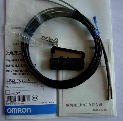Omron E32-TC200A Photoelectric Switch Fiber Unit E32TC200A One Free Shipping