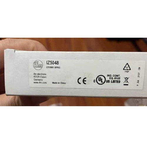 IFM IZ5048 Proximity Sensor One Free Shipping