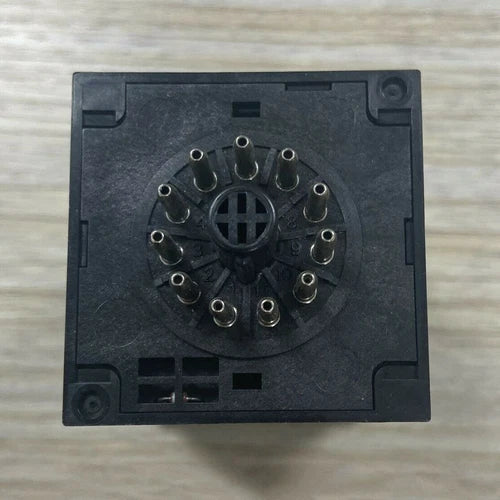 1PC Omron E5CN-R1TU Temperature Controller E5CNR1TU