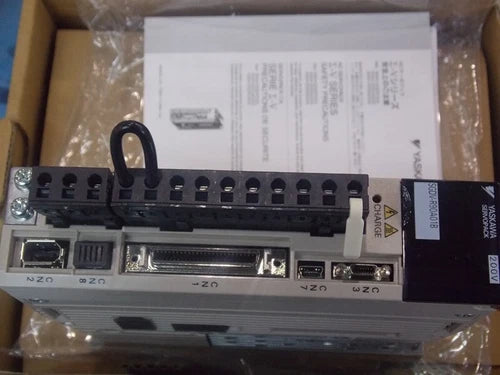 Yaskawa SGDV-R90A01B Servo Driver 1PC ping SGDVR90A01B
