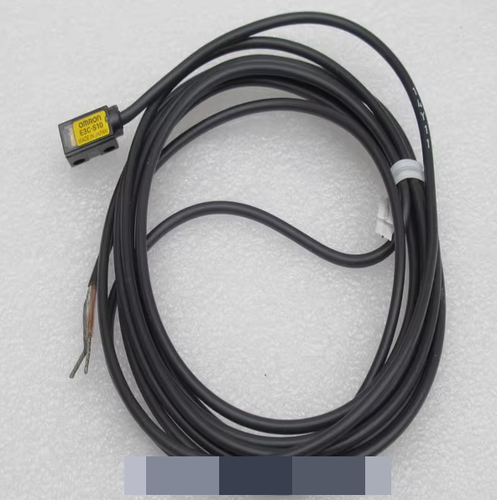 Omron E3C-S10 Photoelectric Switch E3CS10 Free Shipping One