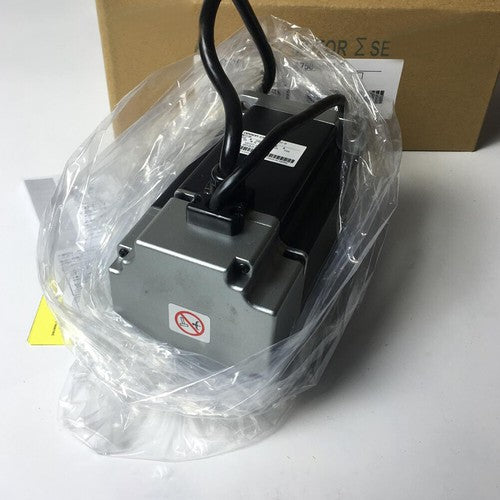 Omron R7M-A75030-S1 Servo Motor One ping R7MA75030S1