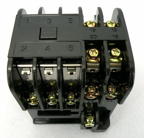 Fuji SRC3631-5-1N 100-110VAC Magnetic Contactor 1PC Free Shipping SRC363151N