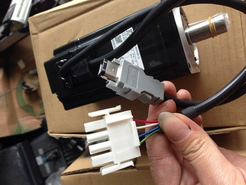Yaskawa SGMAH-08AAF21 Servo Motor SGMAH08AAF21 1PC ping