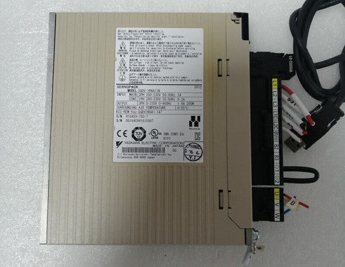 Yaskawa SGDV-1R6A11B Servo Driver 1PC ping SGDV1R6A11B