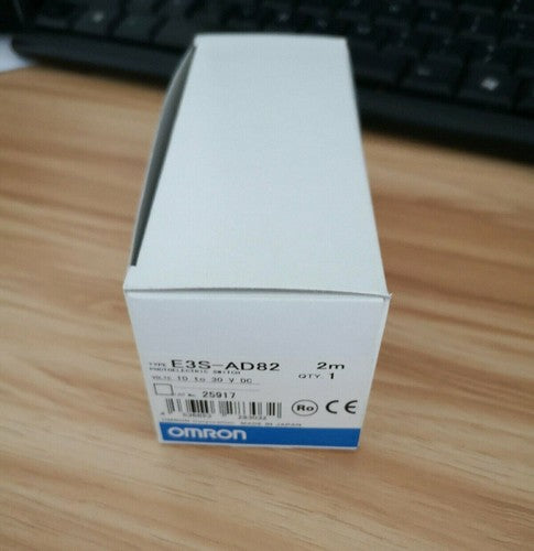 Omron E3S-AD82 Photoelectric Switch One Free Shipping E3SAD82