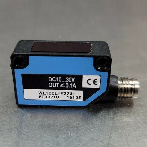 SICK WL100L-F2231 Photoelectric Sensor One Free Shipping WL100LF2231