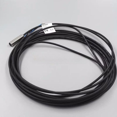 BALLUFF BES 516-324-G-E4-C-PU-05 Proximity Sensor One Free Shipping