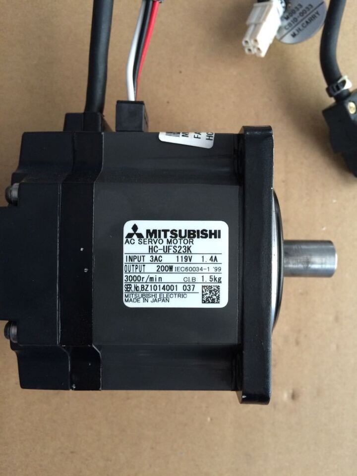 MITSUBISHI HC-UFS23K Servo Motor In Box - MITSUBISHI