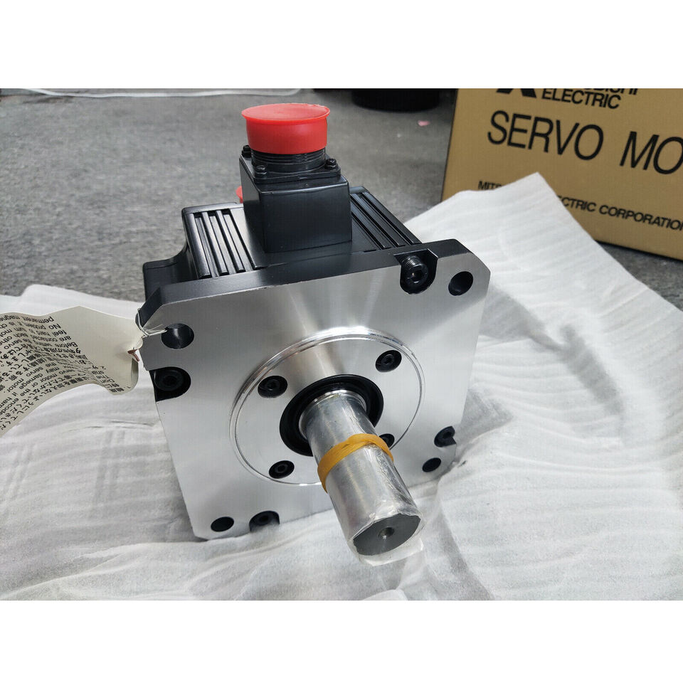 new Mitsubishi HC203S-A42 Servo Motor 1PC ping HC203SA42 - MITSUBISHI