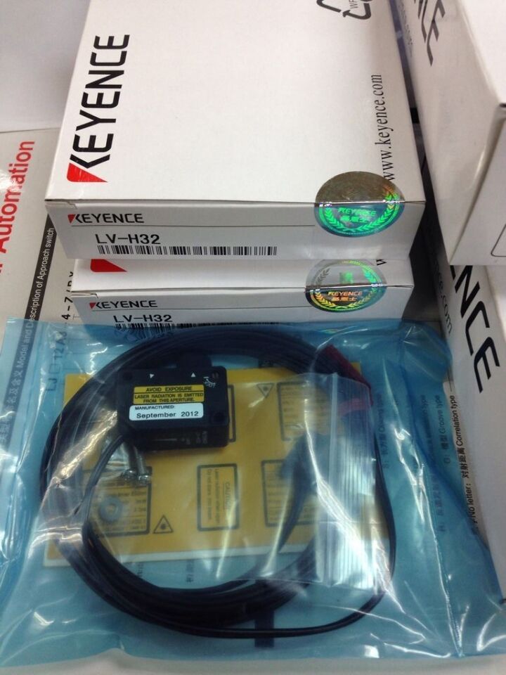 new 1PC Keyence Laser Sensor LV-H32 LVH32 In Box - KEYENCE