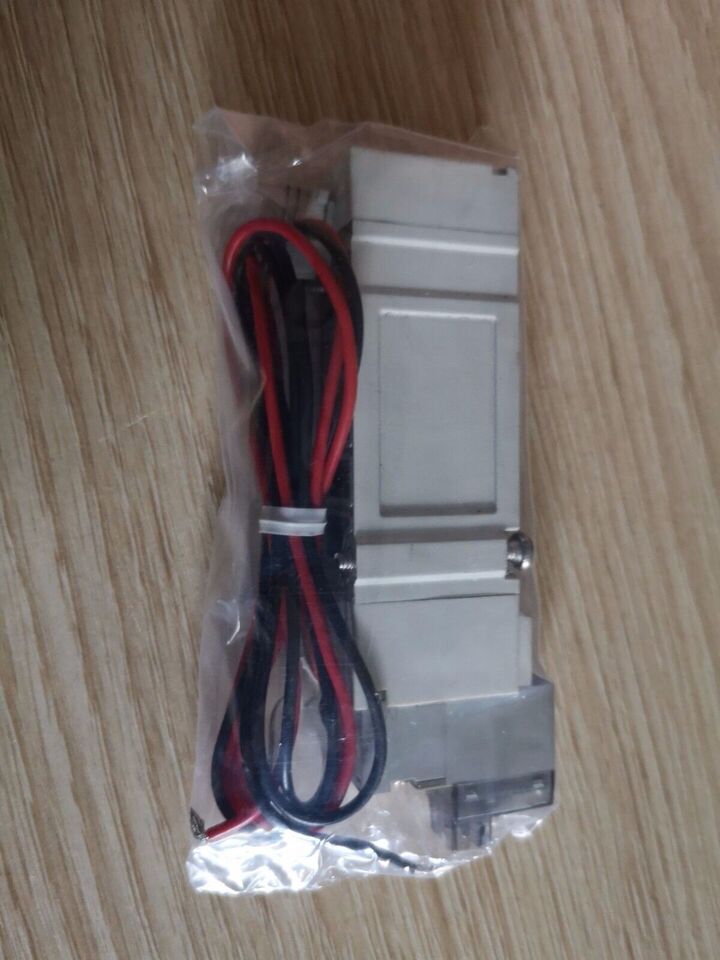 new SMC SY5140-5FU Solenoid Valve 1PC SY51405FU - SMC