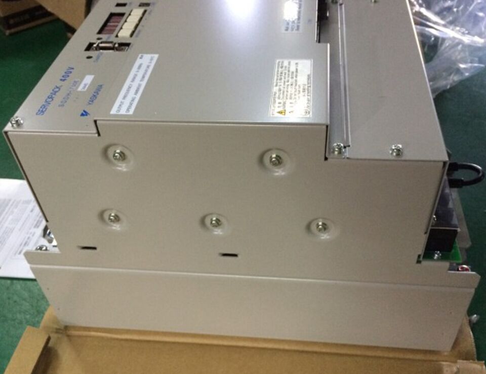 New Yaskawa SGDH75DE Servo Driver (1PC) - YASKAWA