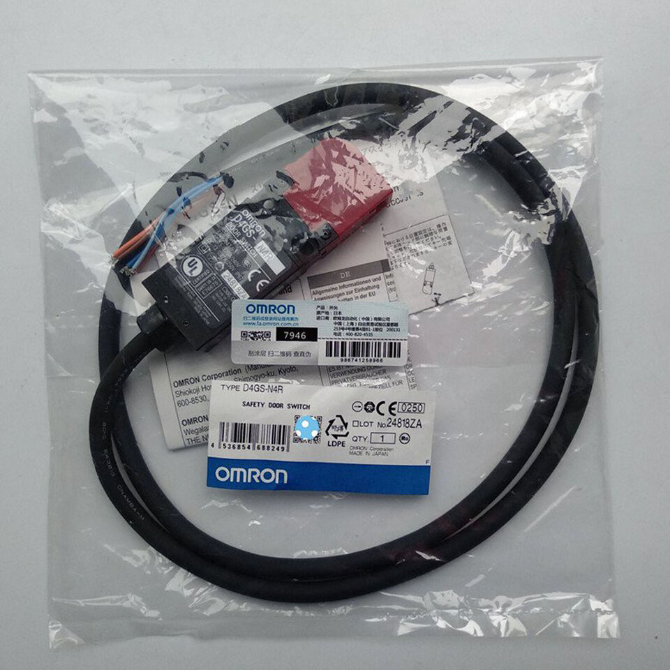 new 1PC Omron D4GS-N4R Safety Door Switch D4GSN4R - OMRON