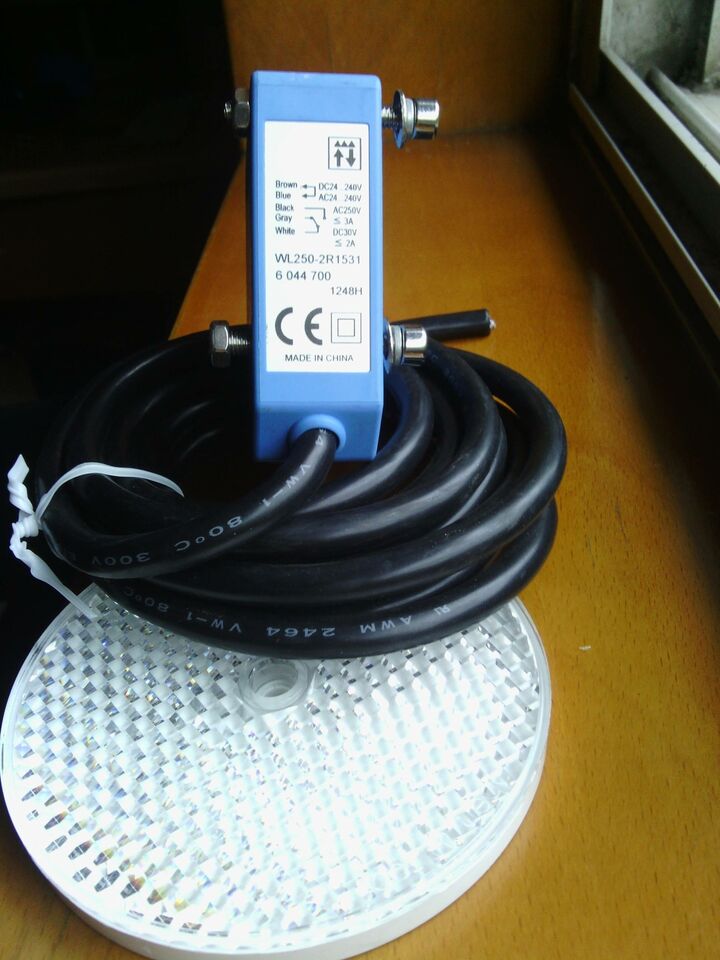 1-PC Sick WL250-2R1531 WL2502R1531 Photoelectric Sensor - SICK