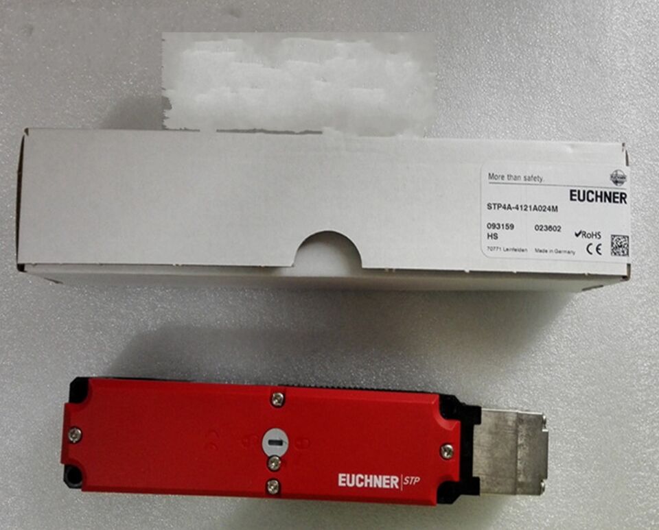 EUCHNER STP4A-4121A024M in box - EUCHNER