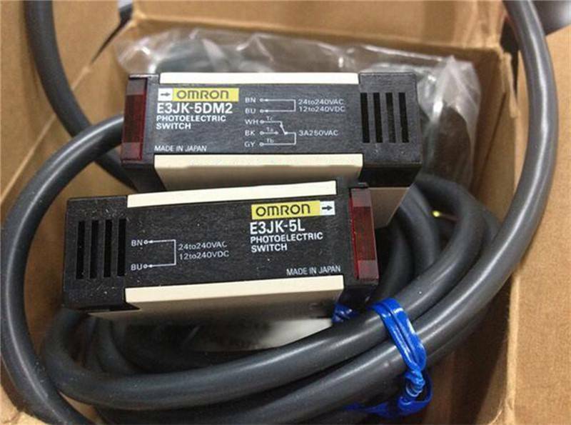 new Omron E3JK-5DM2-5L Photoelectric Switch One E3JK5DM25L - OMRON