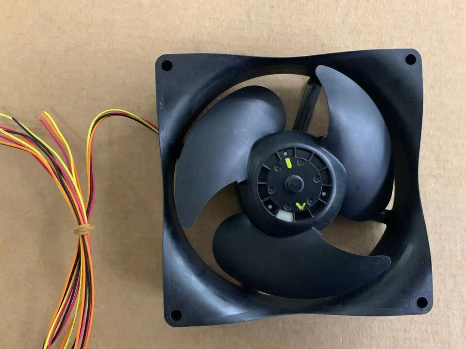 new 1PC refrigerator fan 4P 13.6V 0.23A U11P14MS7A3-57A611 - U SERIES