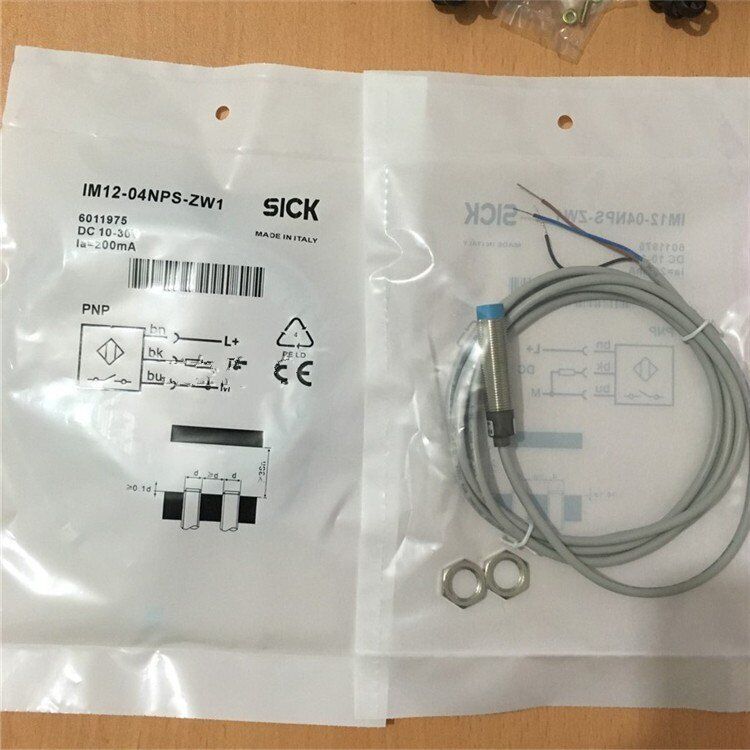 new SICK IM12-04NPS-ZW1 Proximity Switch One IM1204NPSZW1 - SICK