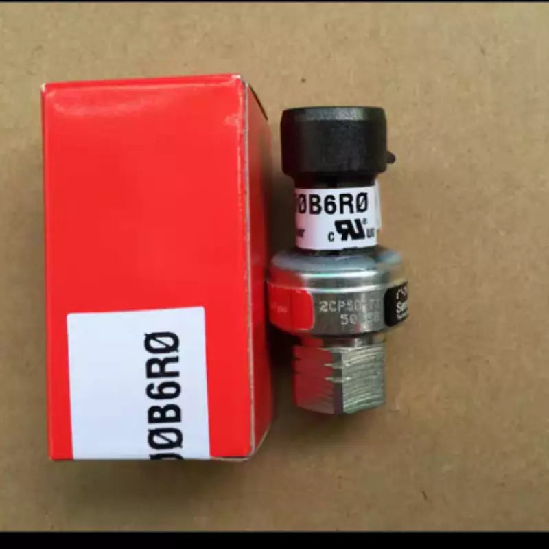 new 1PC CAREL SPKT00B6R0 Pressure Sensors Expeidted - CAREL