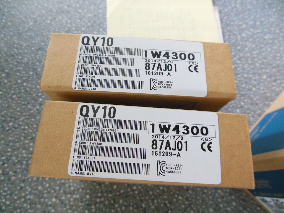 Mitsubishi QY10 1PC PLC Module - MITSUBISHI