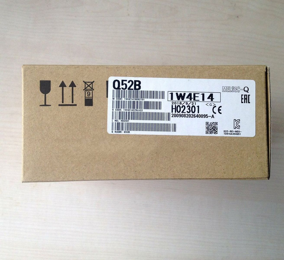 new 1PC Mitsubishi Q52B PLC Module Q52B In Box ping