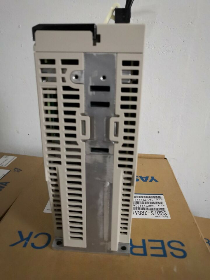 new One Yaskawa SGD7S-7R6A10A002 SGD7S7R6A10A002 Servo Drive ping - YASKAWA