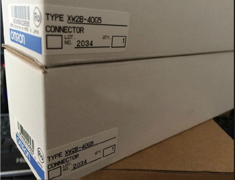 new Omron XW2B-40G5 Connector One XW2B40G5 - OMRON